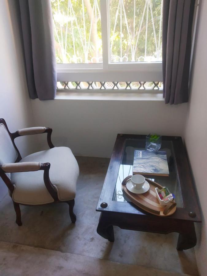 Acacia Inn Guesthouse Мапуто Екстериор снимка