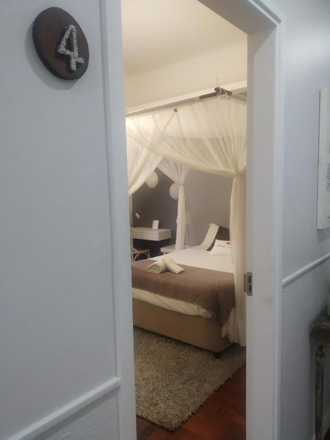 Acacia Inn Guesthouse Мапуто Екстериор снимка