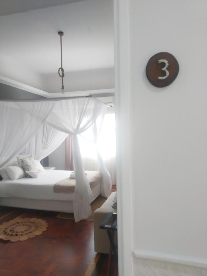 Acacia Inn Guesthouse Мапуто Екстериор снимка
