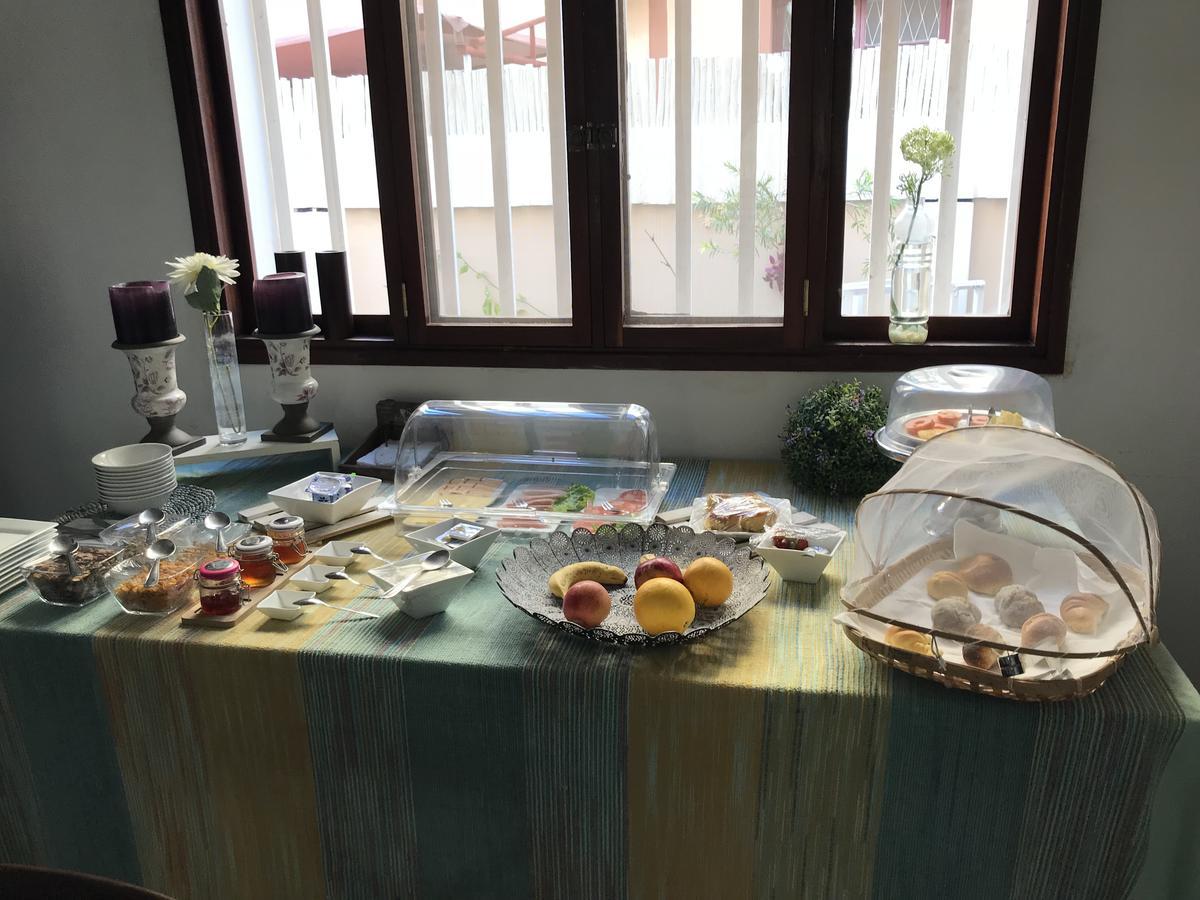Acacia Inn Guesthouse Мапуто Екстериор снимка