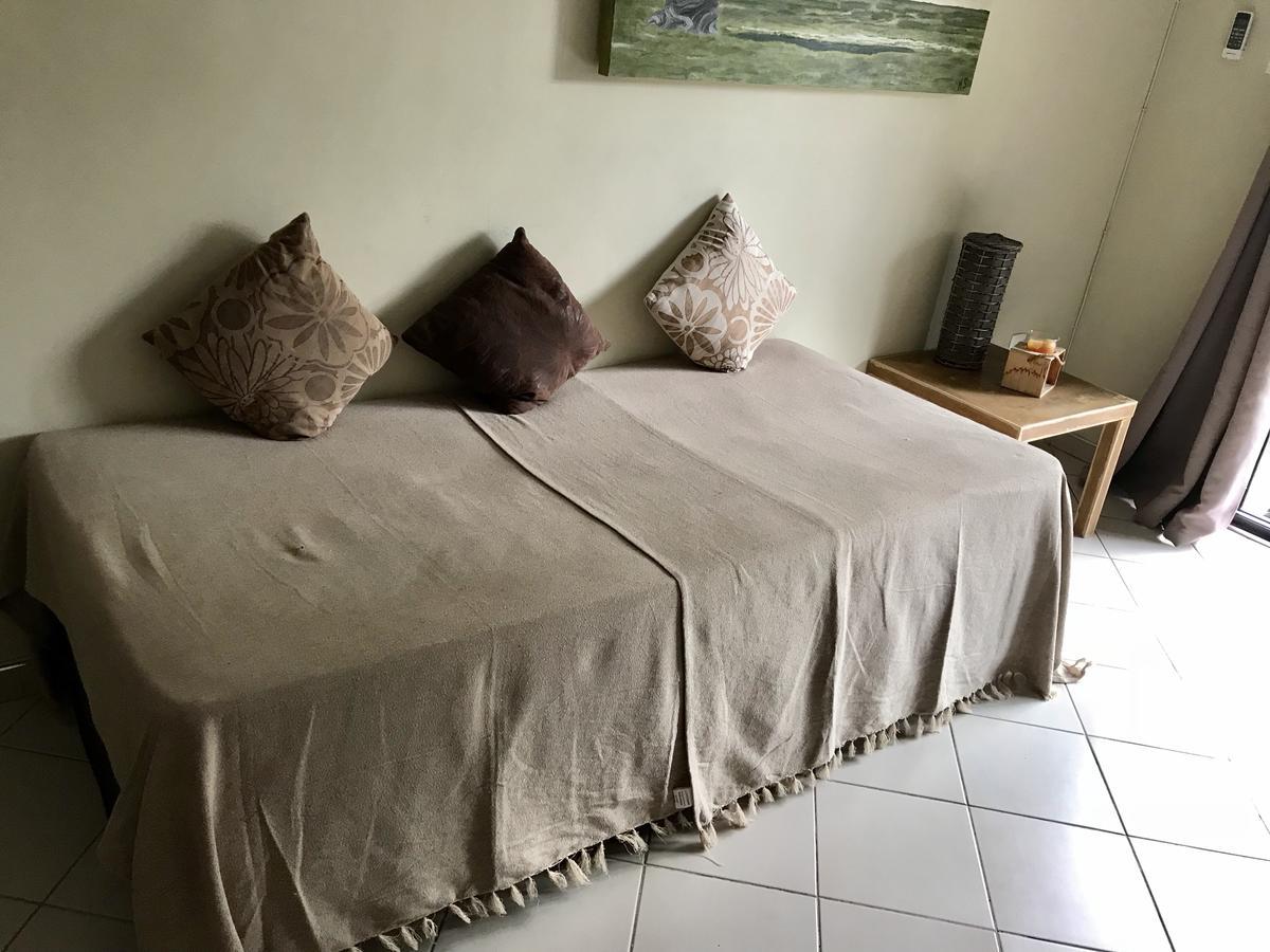 Acacia Inn Guesthouse Мапуто Екстериор снимка